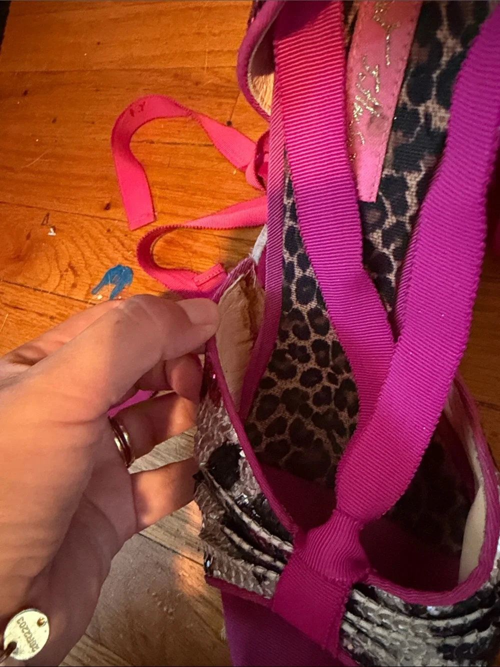 Betsey Johnson Hot Pink Sequin Espadrille Wedge Sandals Y2K VTG